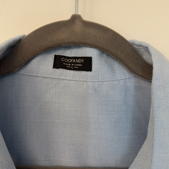 Men’s short sleeve button down - Picture 3 of 3